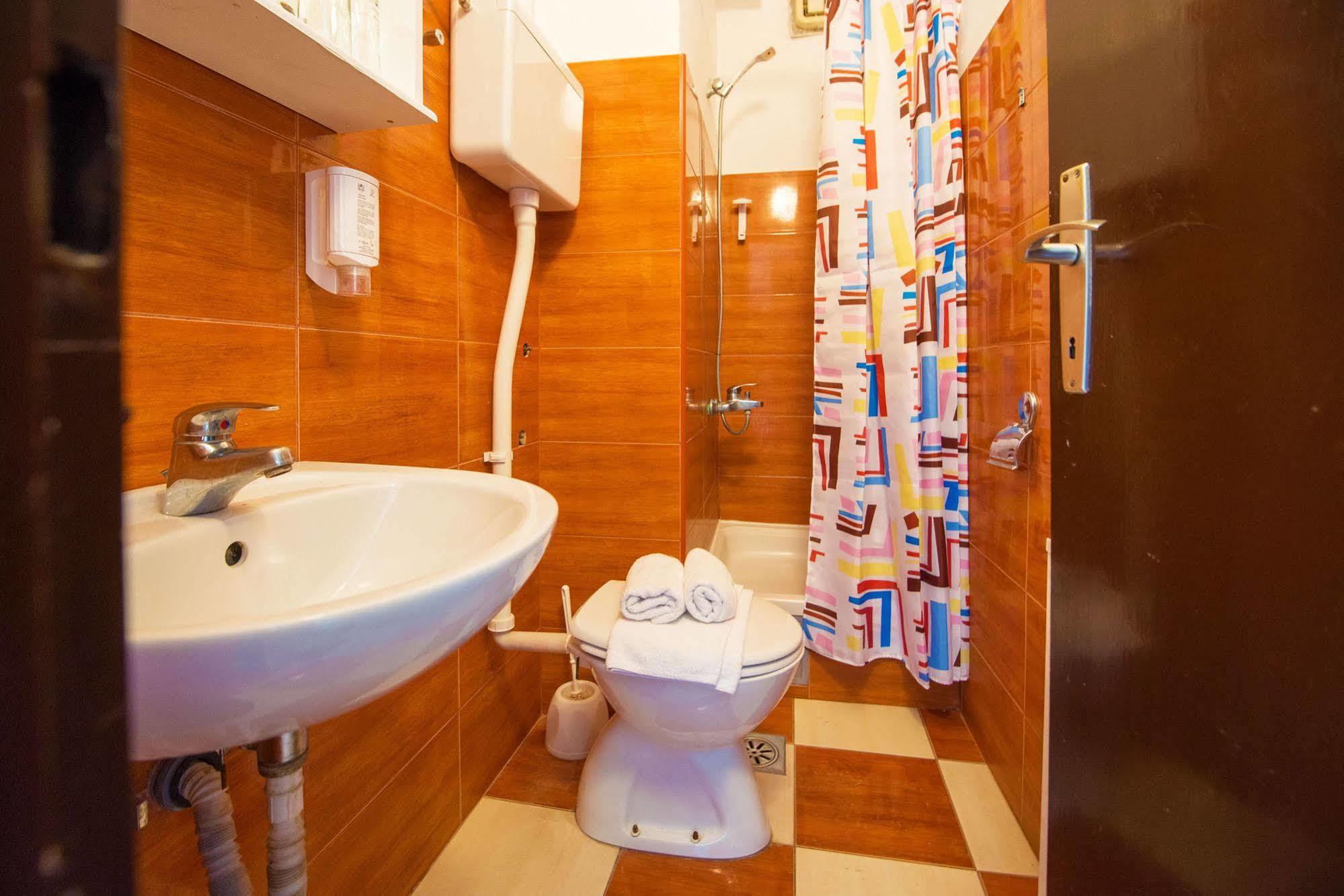 Hotel Mimoza Тиват Екстер'єр фото